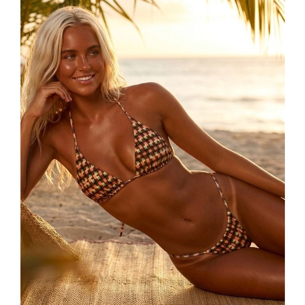 Skatie• ‘Ella’ Bikini Top in MIRAGE - Picture 10 of 10